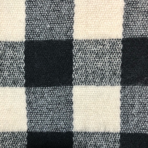 Plaid Blanket Scarf Set Of Two - Picture 10 of 10